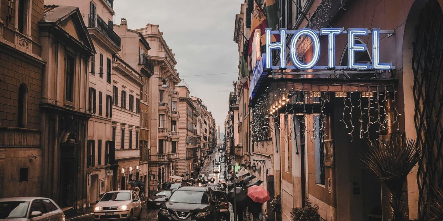 How-to-Start-a-Hotel-Business 