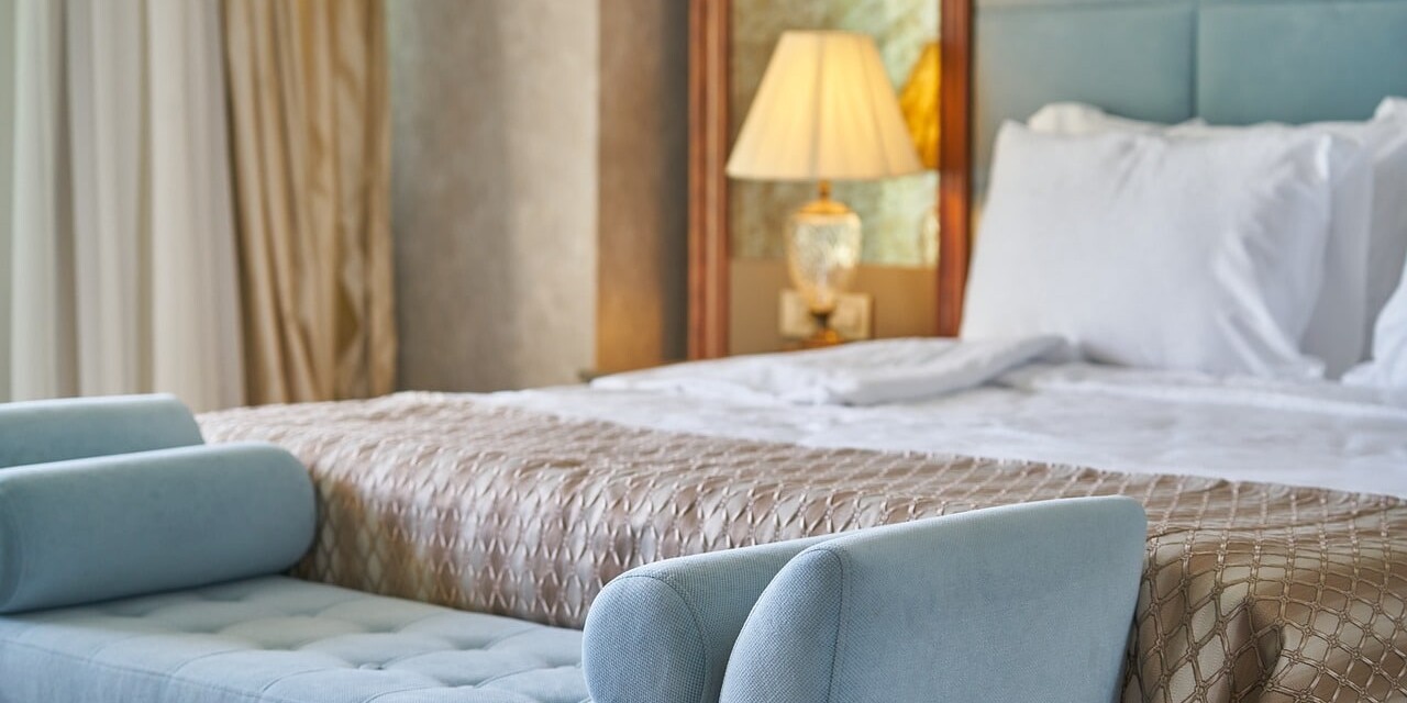 Best-Hotel-Booking-Engine