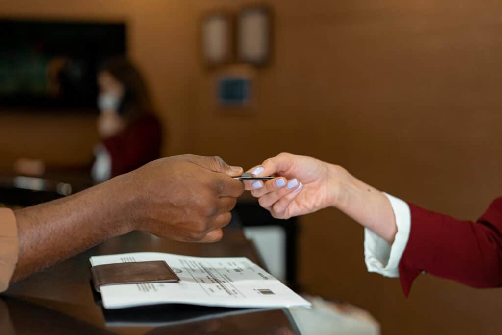 how-to-improve-guest-experience-in-hotel