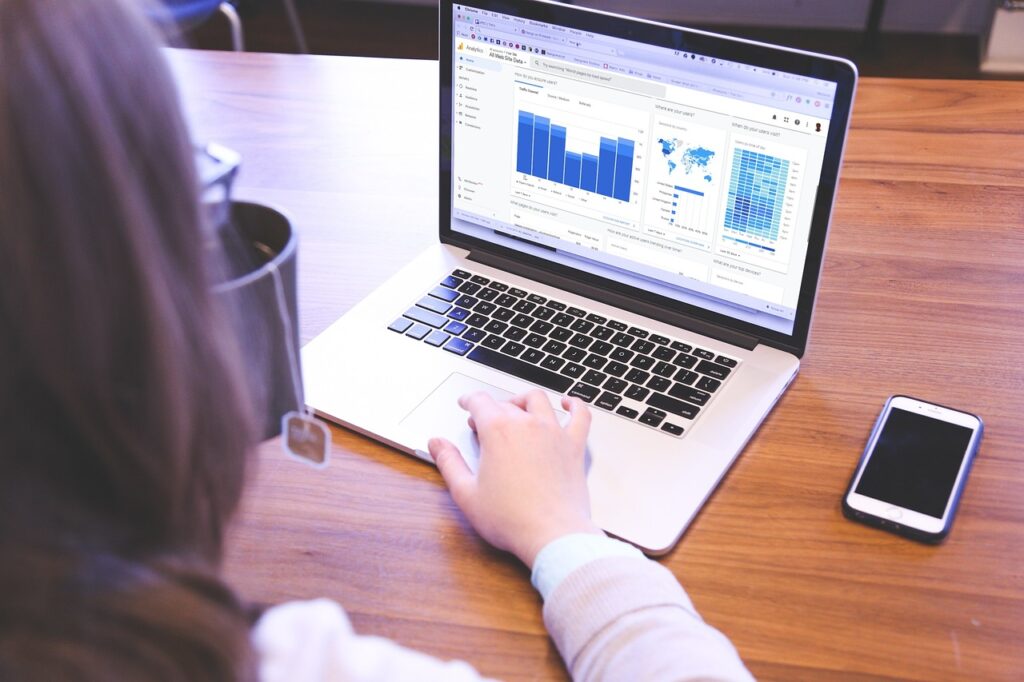 increase-hotel-website-traffic