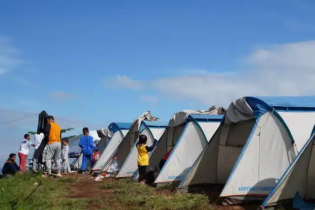 glamping-vs-camping