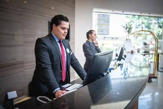 hotel-check-in-time
